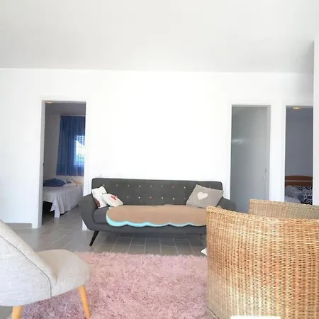 Madeira 2 Nyaraló *